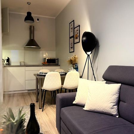 Apartamento Airport67 Varsovia Exterior foto